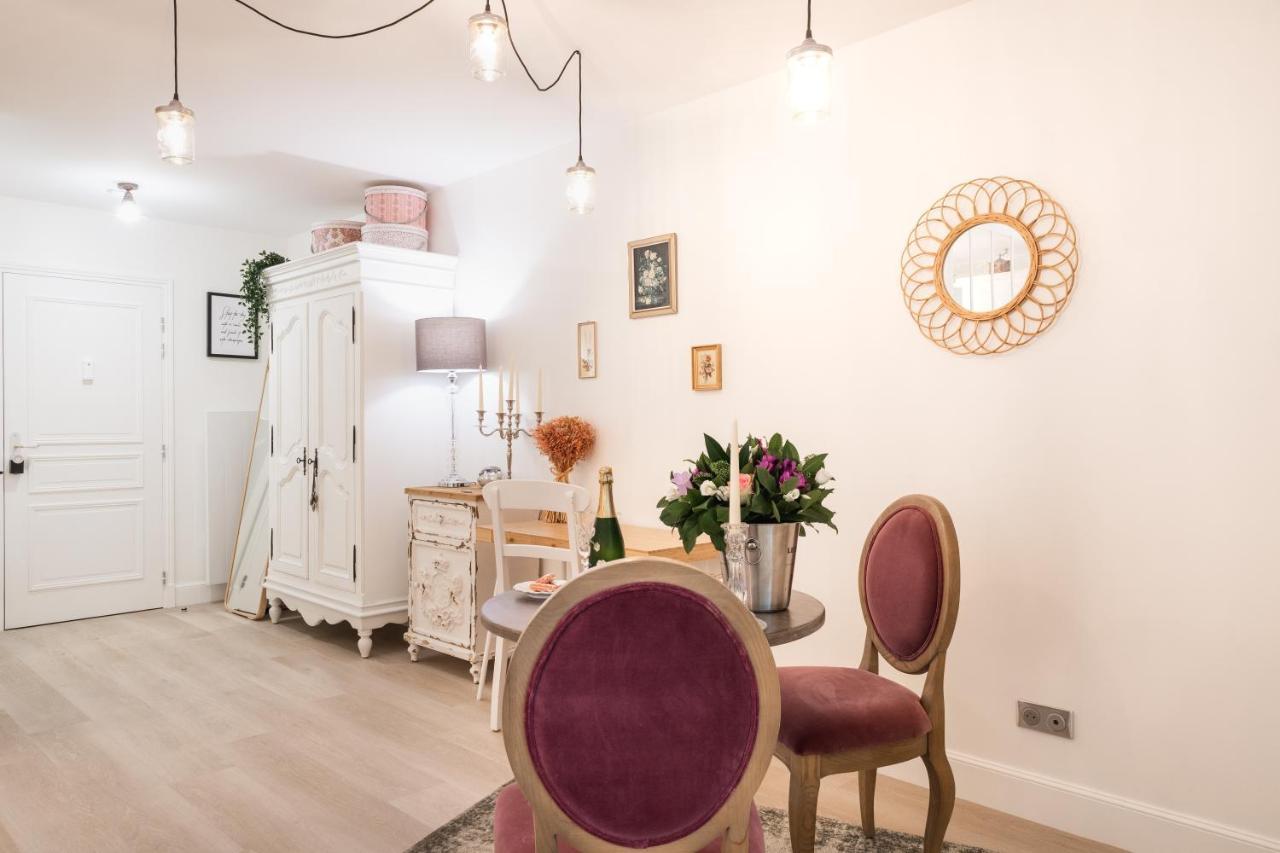The French Boudoir Apartment Epernay Exterior photo